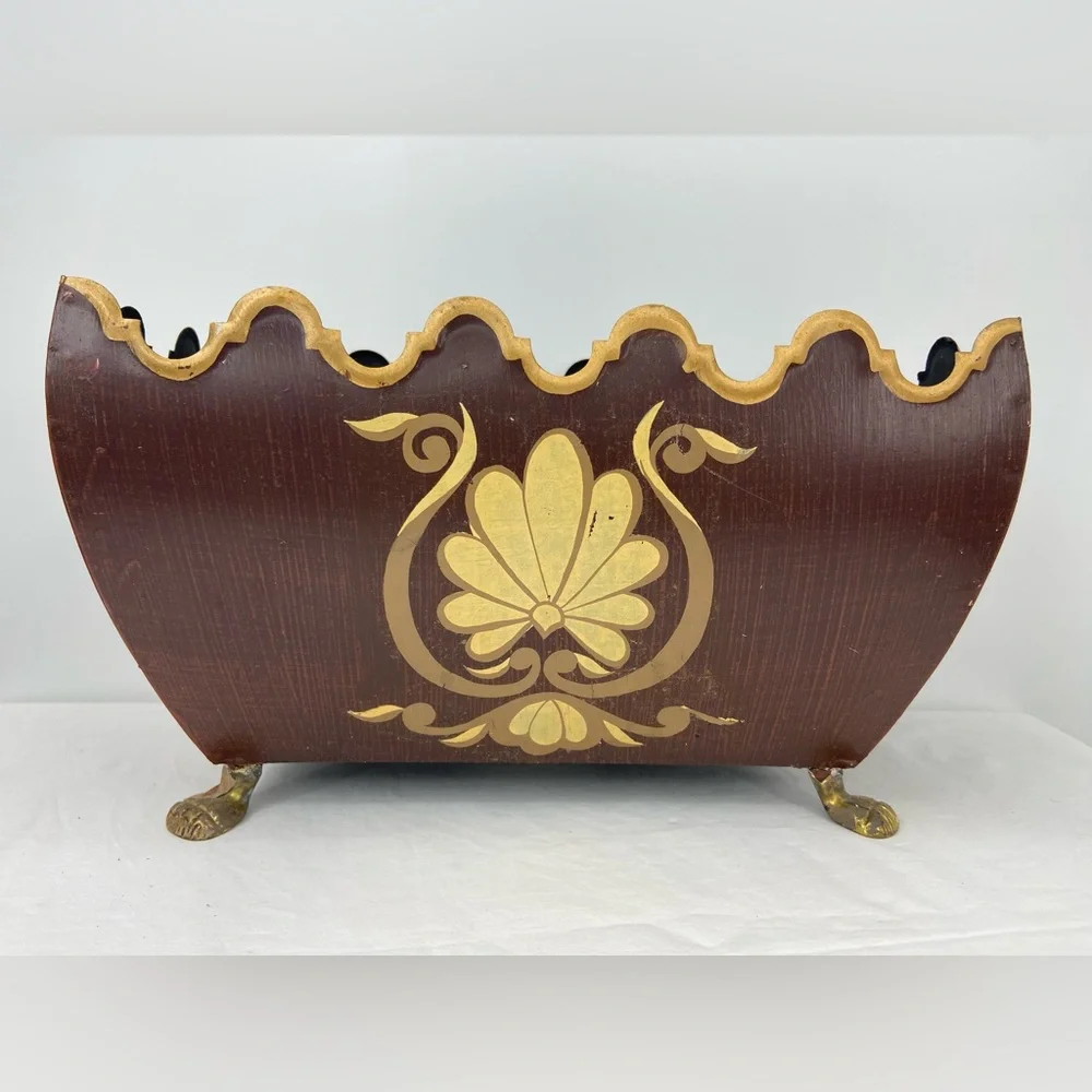 Tole Painted Planter Scalloped Upper Edge outlined inGold paint Claw Footed Base